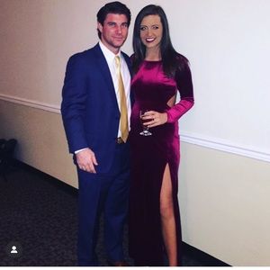 Lulu’s Velvet Long Sleeve Maxi Dress. Worn 1x. Perfect Condition!